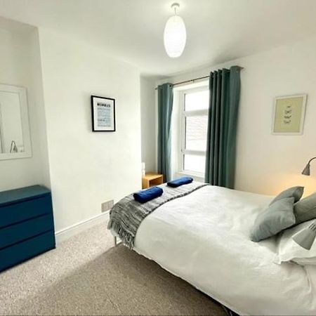 *Family Home In Mumbles. Close To The Beach* Exteriér fotografie