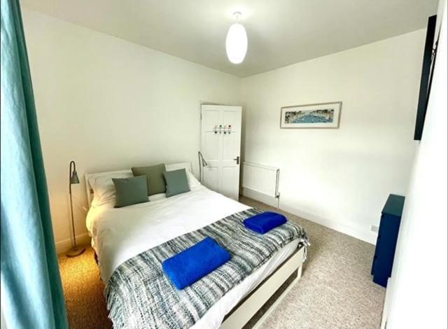 *Family Home In Mumbles. Close To The Beach* Exteriér fotografie