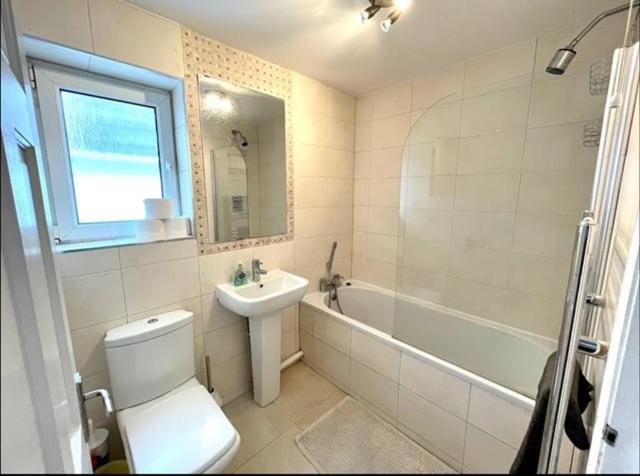 *Family Home In Mumbles. Close To The Beach* Exteriér fotografie