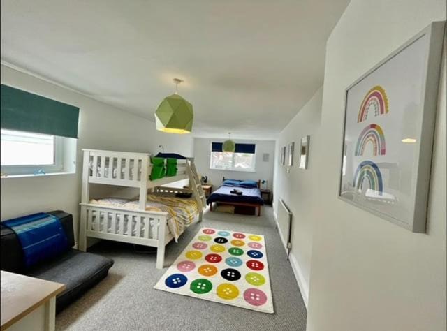 *Family Home In Mumbles. Close To The Beach* Exteriér fotografie